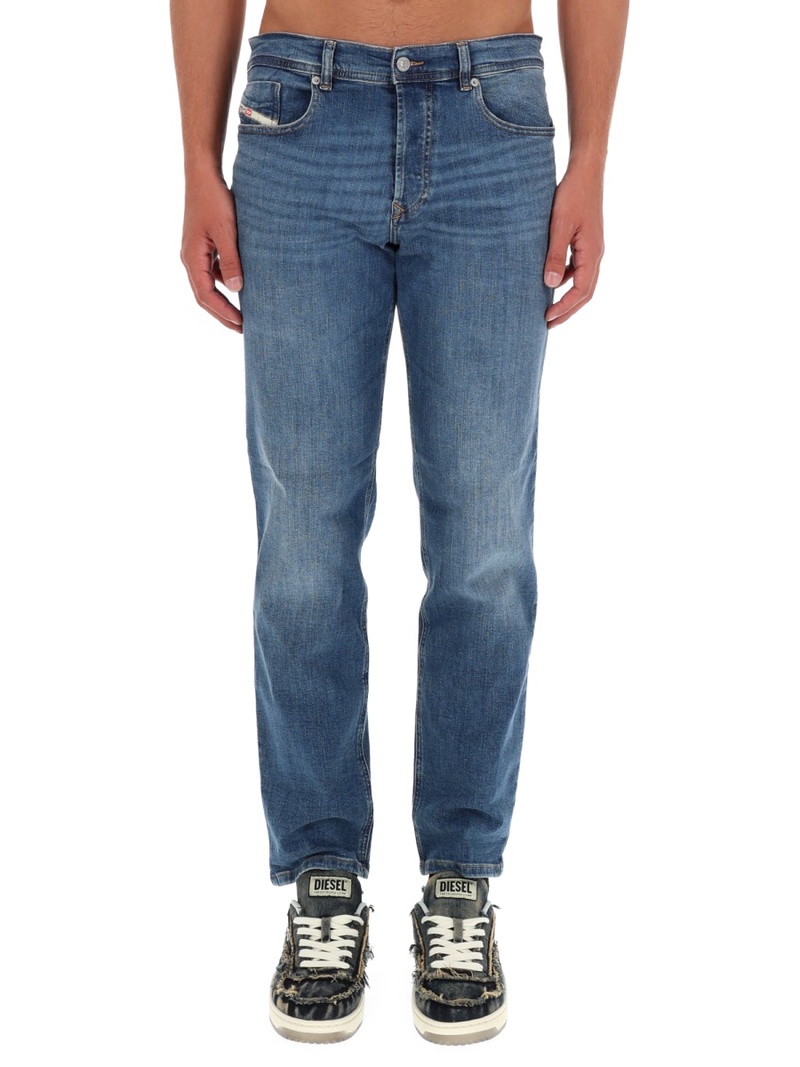 "D-FINITIVE" JEANS
