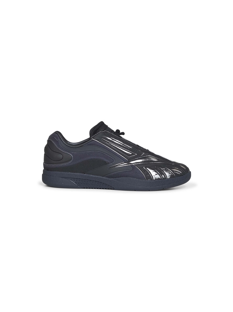 Reebok Sneakers