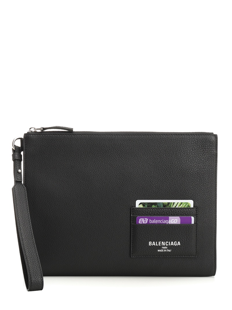 CREDIT CARD ZIP POUCH IN GRAINED LEATHER