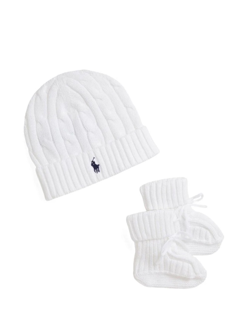 BEANIE SET WITH SOCKS