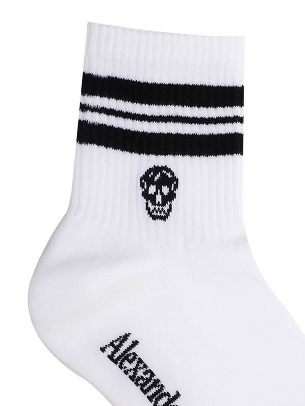 Skull inlay socks in white 6454233D17Q9060 (Alexander McQUEEN / アンダーウェア ) | Alexander McQUEEN (アレキサンダー・マックイーン)(1)