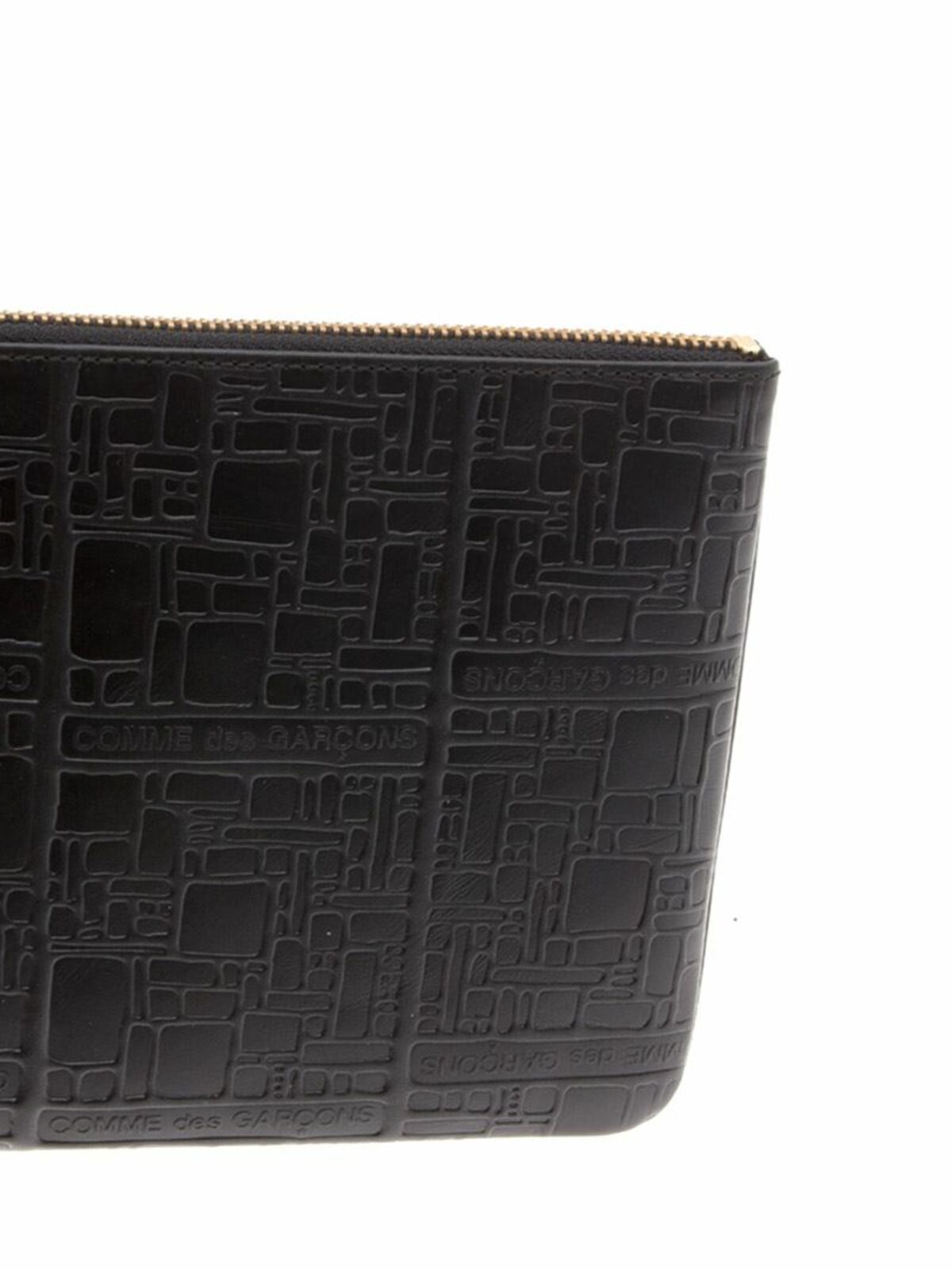 Embossed Logo pouch in black SA5100ELBLACK (Comme Des Garçons Wallet / クラッチバッグ・ポーチ ) | Comme Des Garçons Wallet (コムデギャルソン ウォレット)(3)
