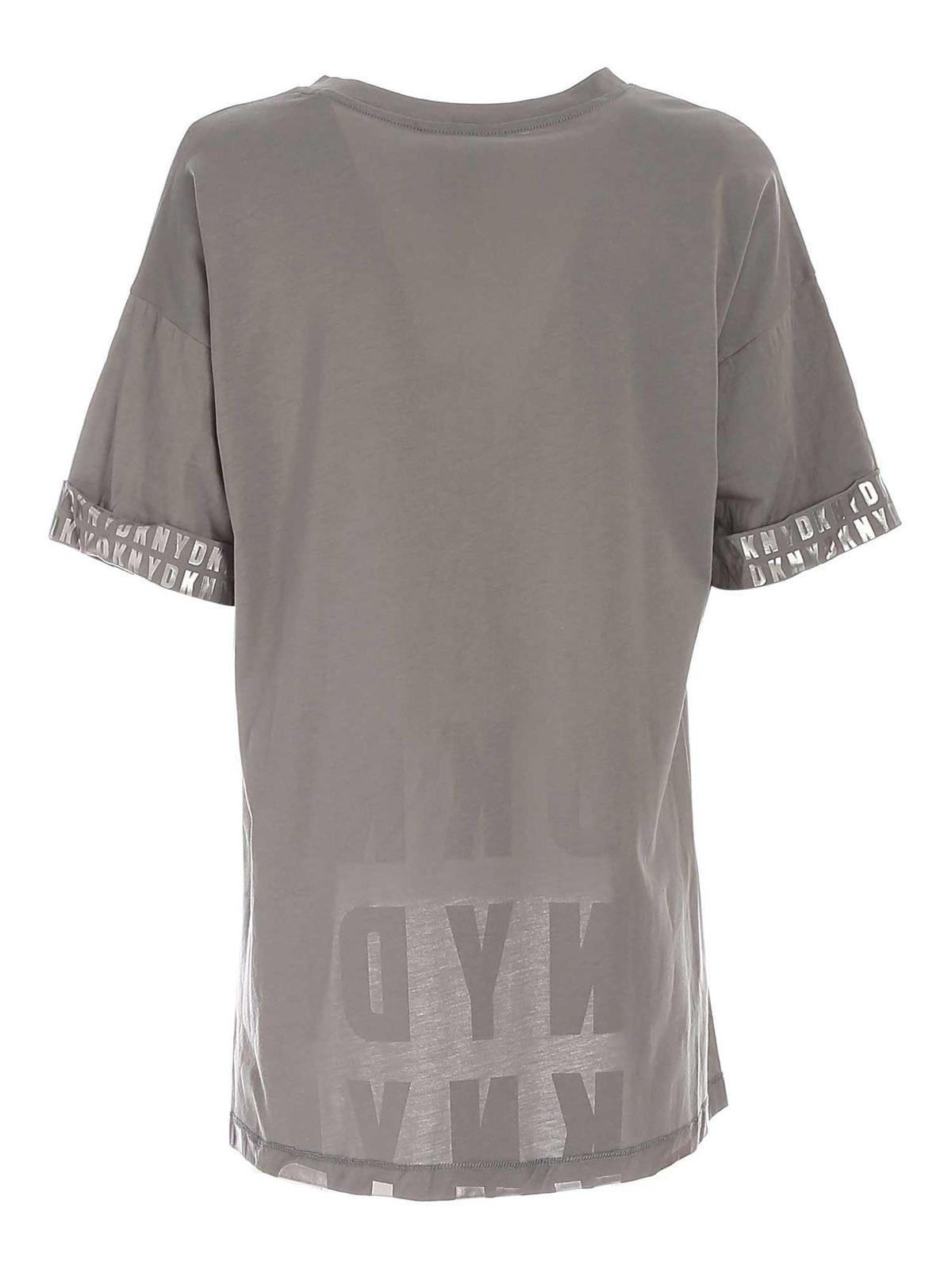 Laminated logo print T-shirt in grey P0DH0FQ7XKT (DKNY / Tシャツ・カットソー ) | DKNY (ディーケーエヌワイ)(1)