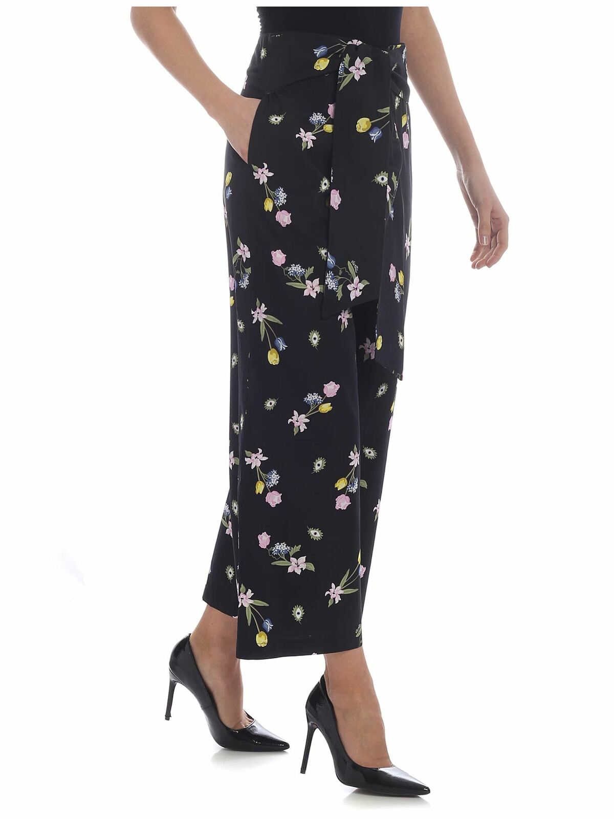 Omega wide trousers in blue with flowers 91VV41578 (VIVETTA / パンツ ) | VIVETTA (ヴィヴェッタ)(1)