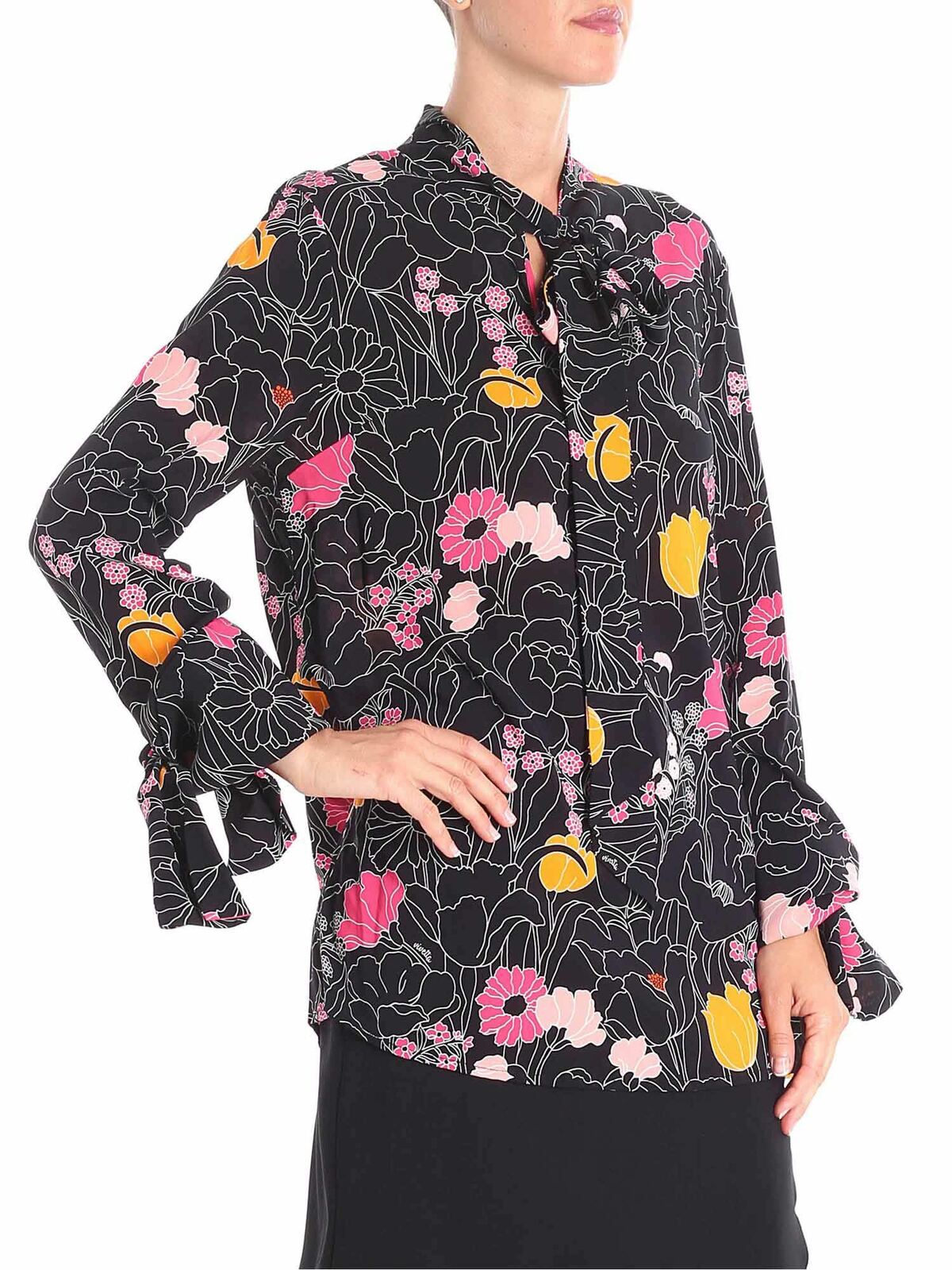Black Josh blouse with multicolor floral prin 84VV22820 (VIVETTA / シャツ・ブラウス ) | VIVETTA (ヴィヴェッタ)(2)