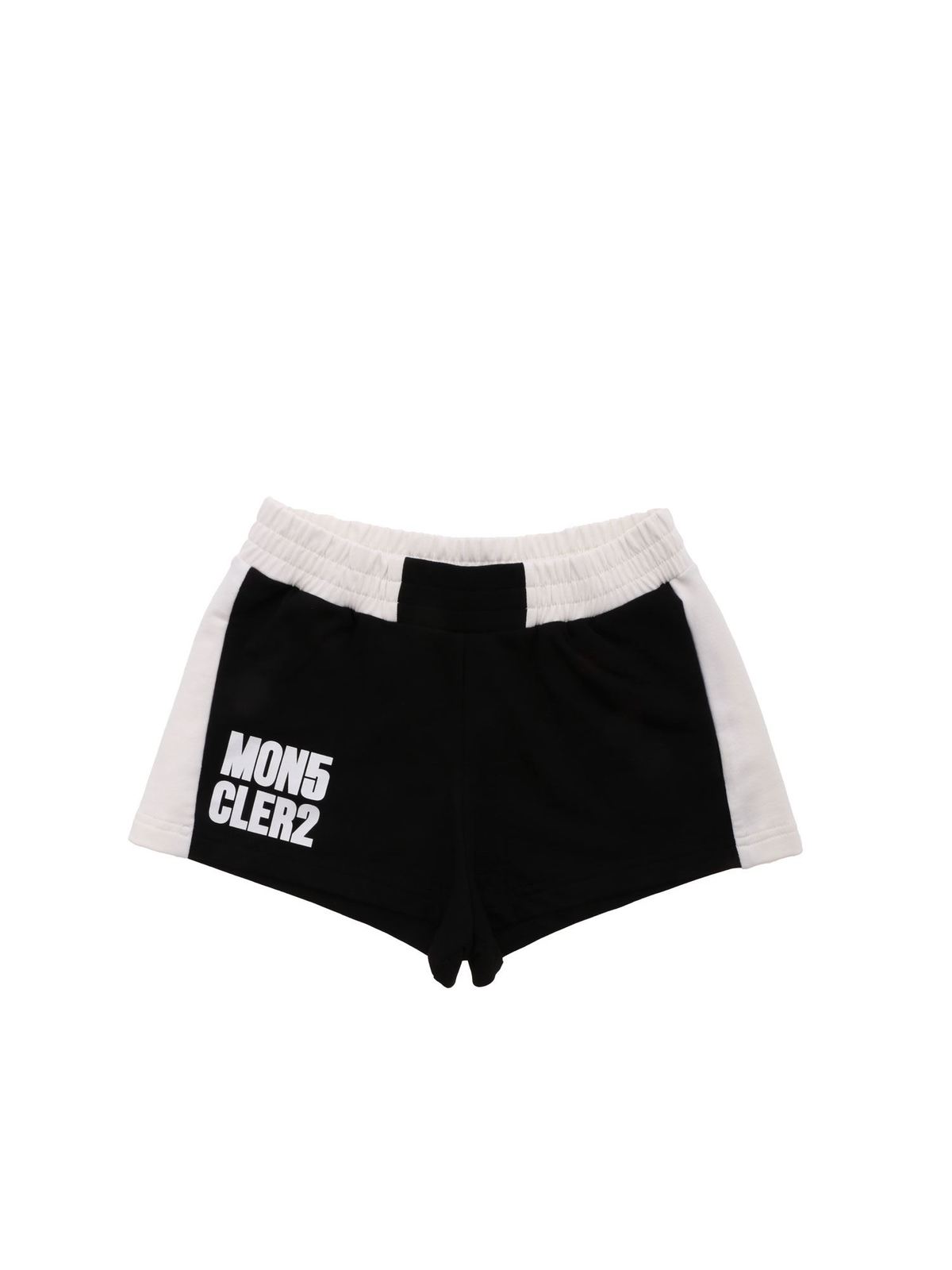 Cotton fleece shorts in black and white 8H70710809DQ999 (Moncler / ショートパンツ ) | Moncler (モンクレール)