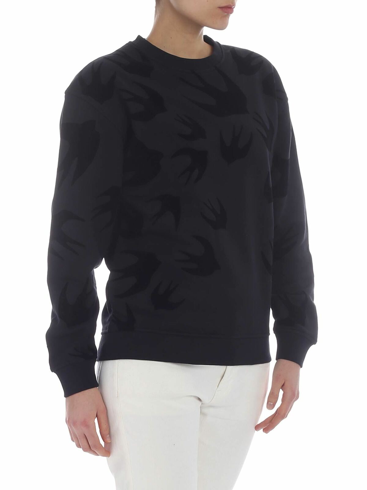Black sweatshirt with swallow print 337341RLT741000 (McQ / スウェット・フーディー ) | McQ (マックキュー)(1)