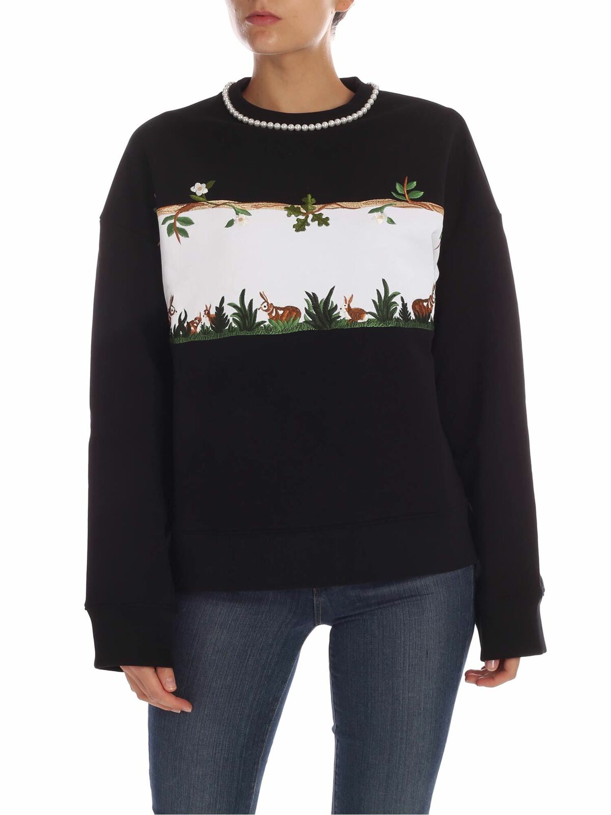 Black sweatshirt with rabbit patch 19IV2S0E01142149000 (VIVETTA / スウェット・フーディー ) | VIVETTA (ヴィヴェッタ)