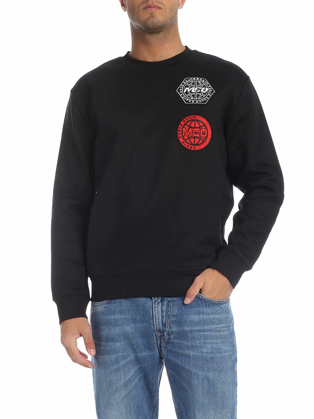 Black sweatshirt with McQ patch 415099RNT171000 (McQ / スウェット・フーディー ) | McQ (マックキュー)