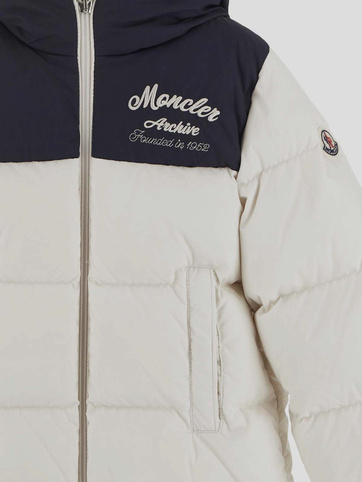 kids white jacket 1A0002454A81034 (Moncler / ダウンジャケット・コート ) | Moncler (モンクレール)(2)