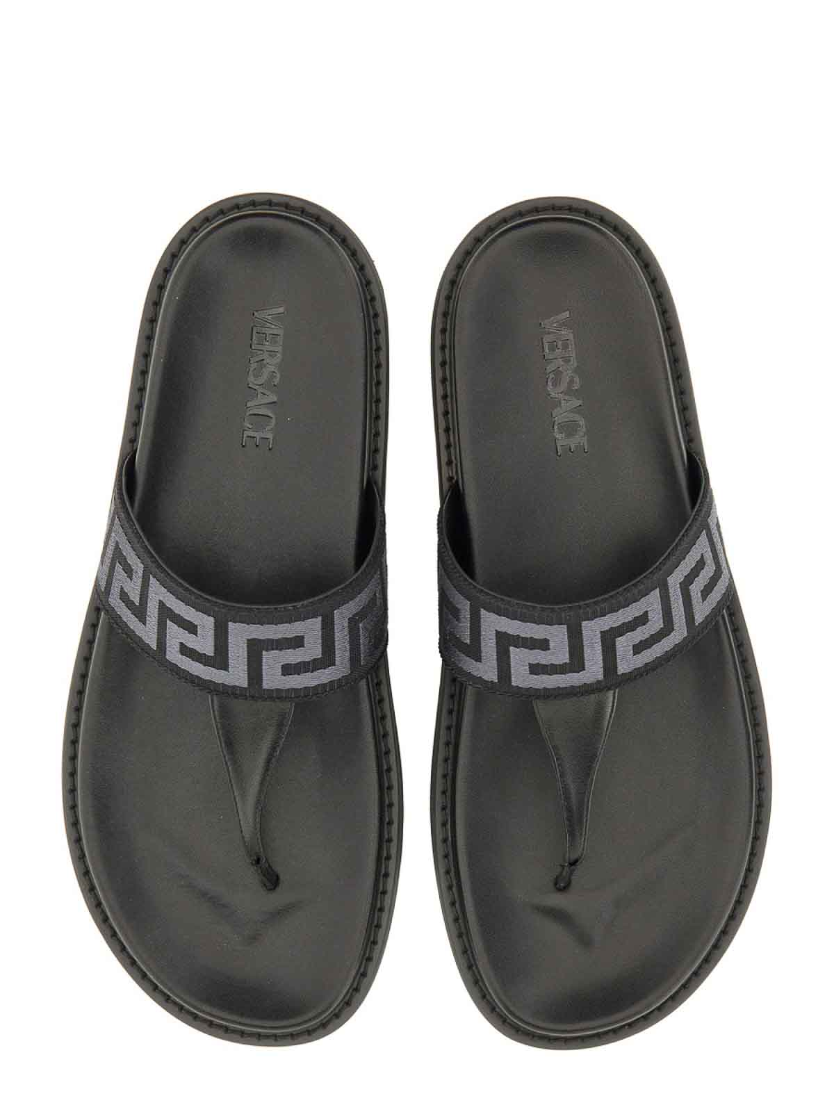Sandal With Logo 10161871A134822B580 (VERSACE / サンダル ) | VERSACE (ヴェルサーチェ)(1)