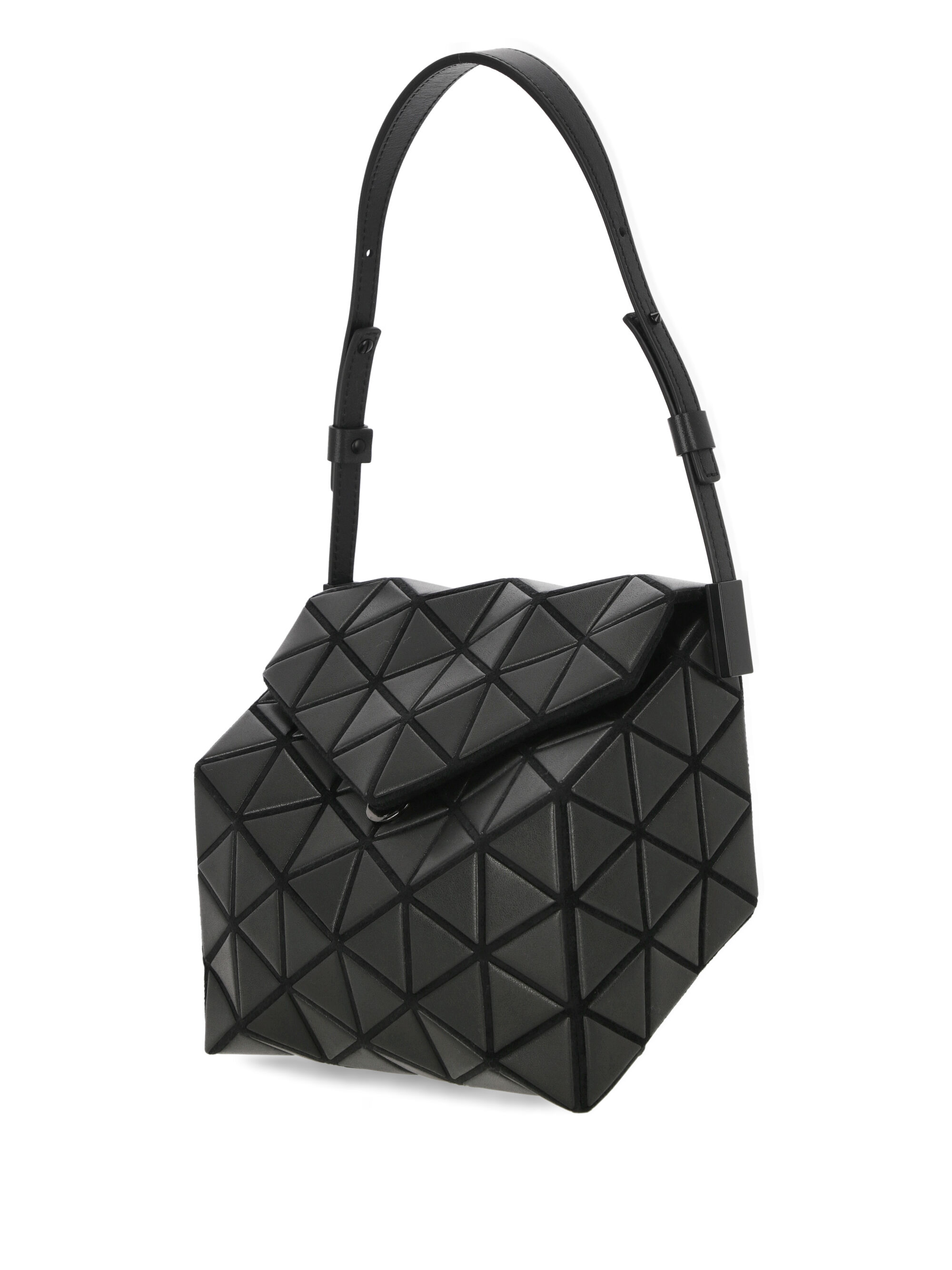 Bao Bao Issey Miyake Bags.. Black BB46AG26216 (BAO BAO ISSEY MIYAKE / ハンドバッグ・ショルダーバッグ ) | BAO BAO ISSEY MIYAKE (バオバオイッセイミヤケ)(1)