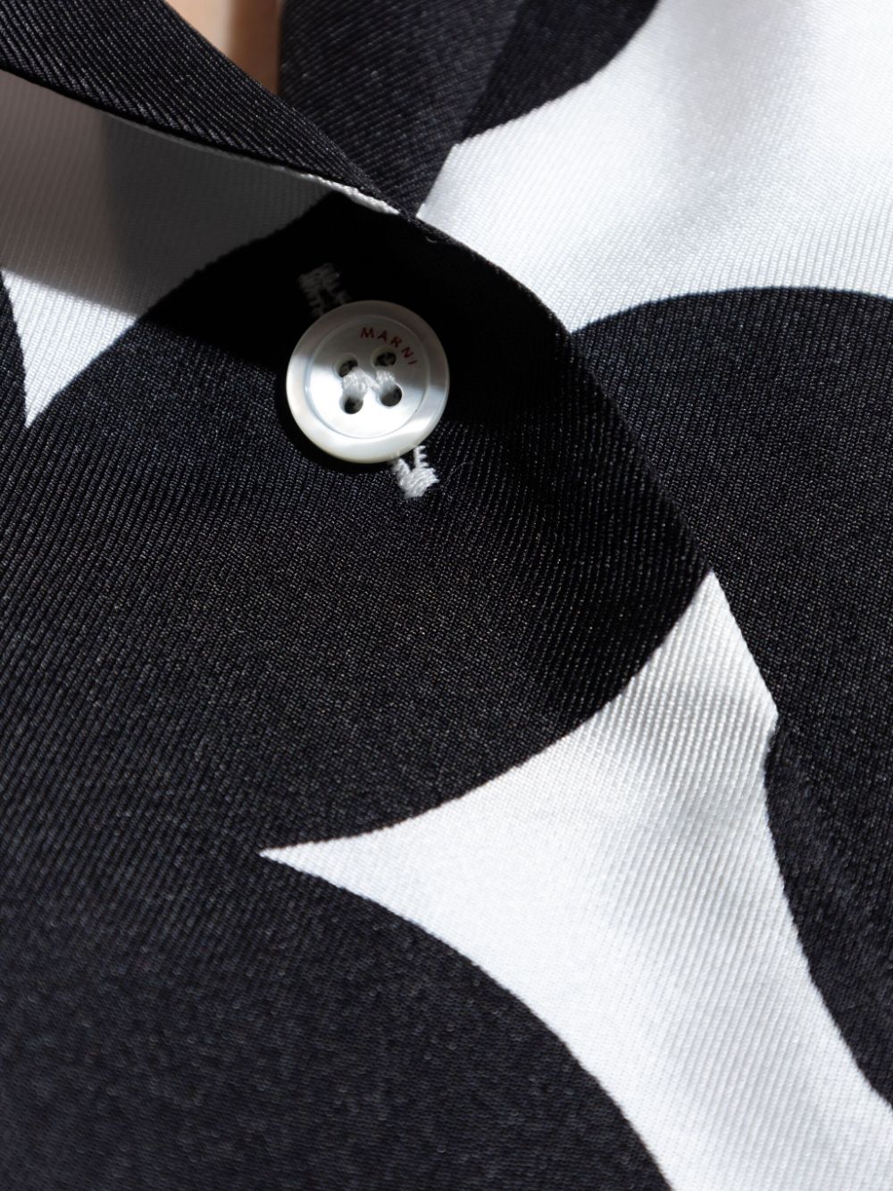Marni Shirts Black CAMA0615S0UTSG26DIN99 (Marni / シャツ・ブラウス ) | Marni (マルニ)(2)