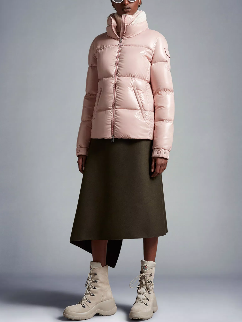 Moncler Coats Pink I20931A001235963V51A (Moncler / ダウンジャケット・コート ) | Moncler (モンクレール)(1)