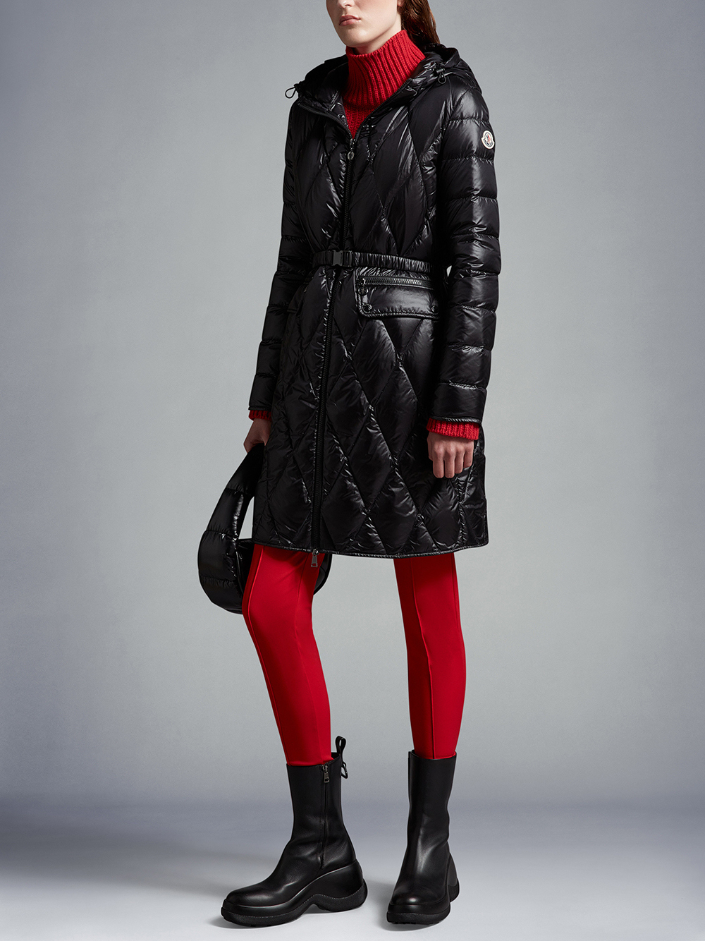 Moncler Coats Black I20931C00008595ZZ999 (Moncler / ダウンジャケット・コート ) | Moncler (モンクレール)(1)