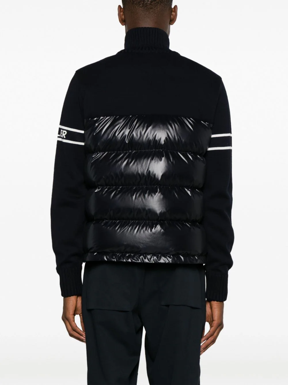 Moncler Coats Black I20919B00016M1121742 (Moncler / ダウンジャケット・コート ) | Moncler (モンクレール)(3)
