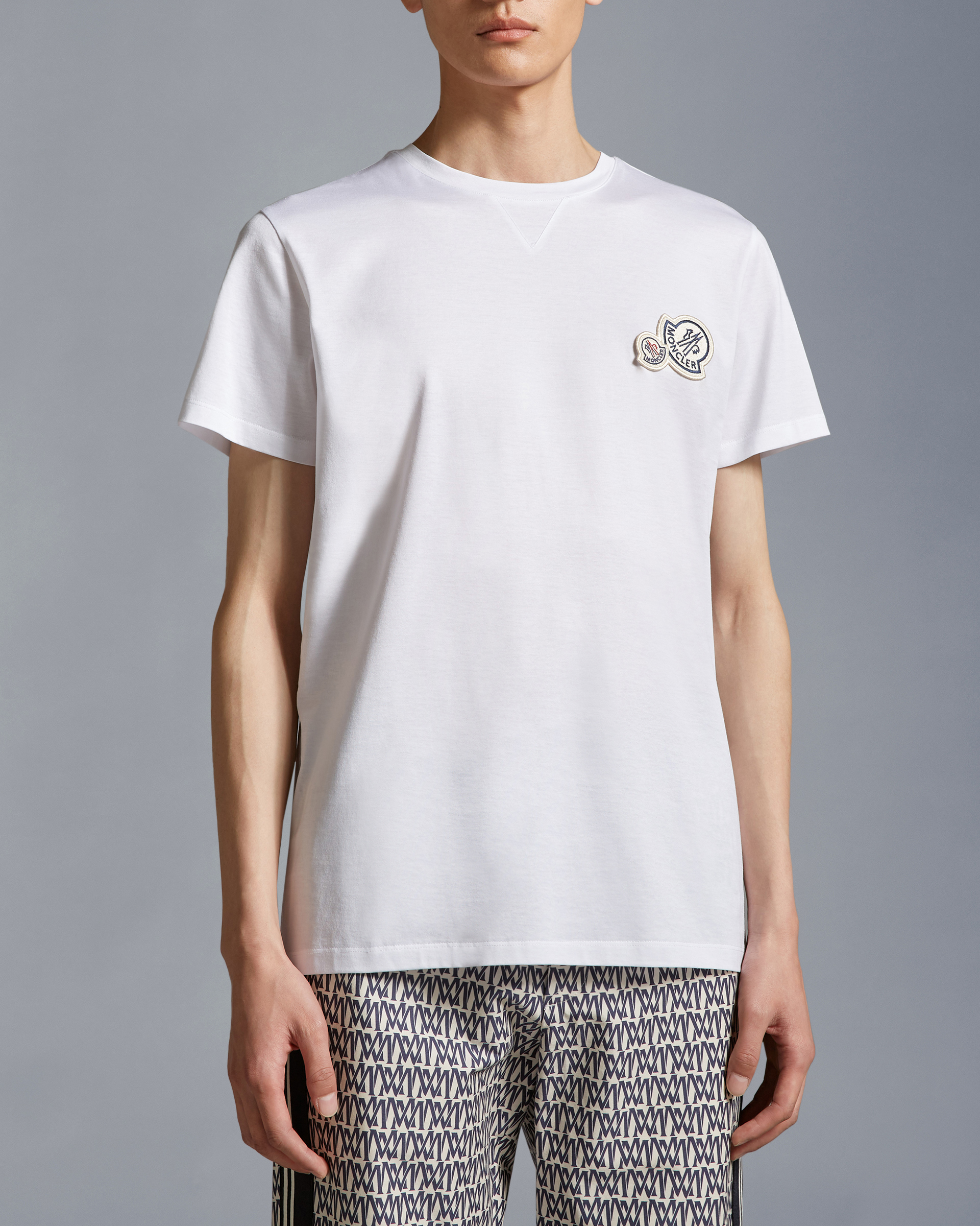 Moncler T-shirts and Polos White J10918C000588390Y001 (Moncler / Tシャツ・カットソー ) | Moncler (モンクレール)(1)
