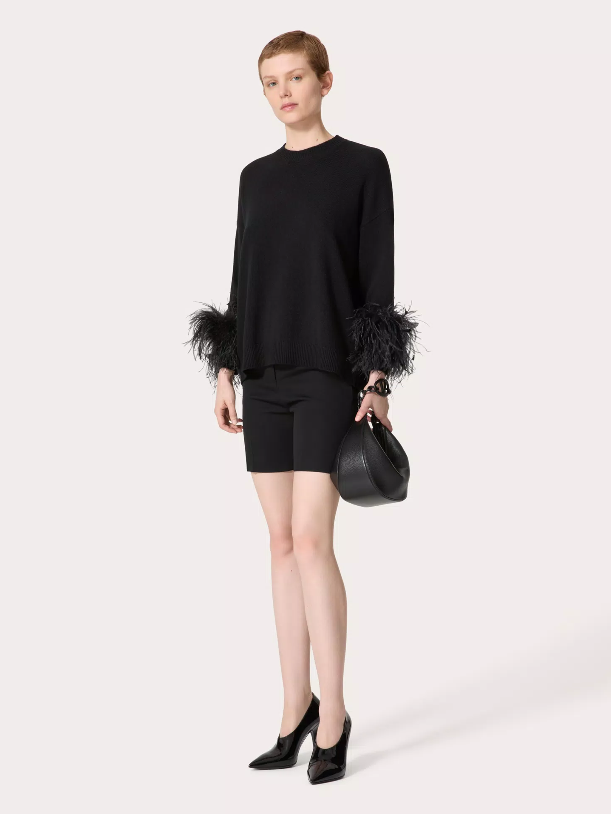 Valentino Garavani Shorts Black 5B0RD0L588J0NO (Valentino Garavani / ショートパンツ ) | Valentino Garavani (ヴァレンティノ)(1)