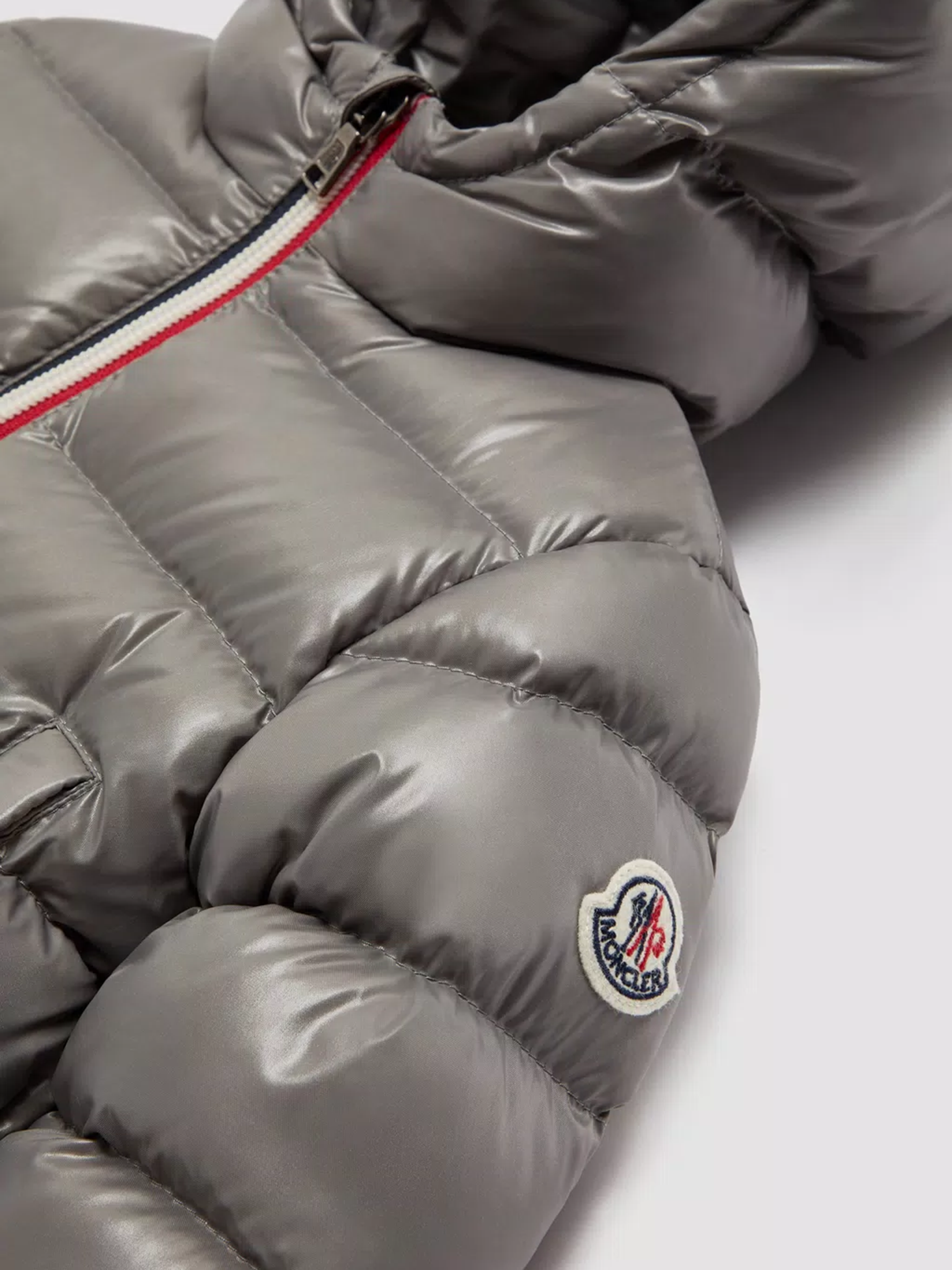 MONCLER KIDS Coats Grey J29511A0000568950906 (Moncler / ダウンジャケット・コート ) | Moncler (モンクレール)(2)