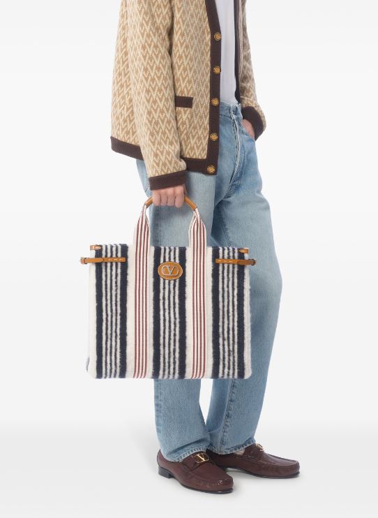 Valentino T-shirts and Polos 6V3MG10VAQ8A03 (Valentino Garavani / Tシャツ・カットソー ) | Valentino Garavani (ヴァレンティノ)(5)