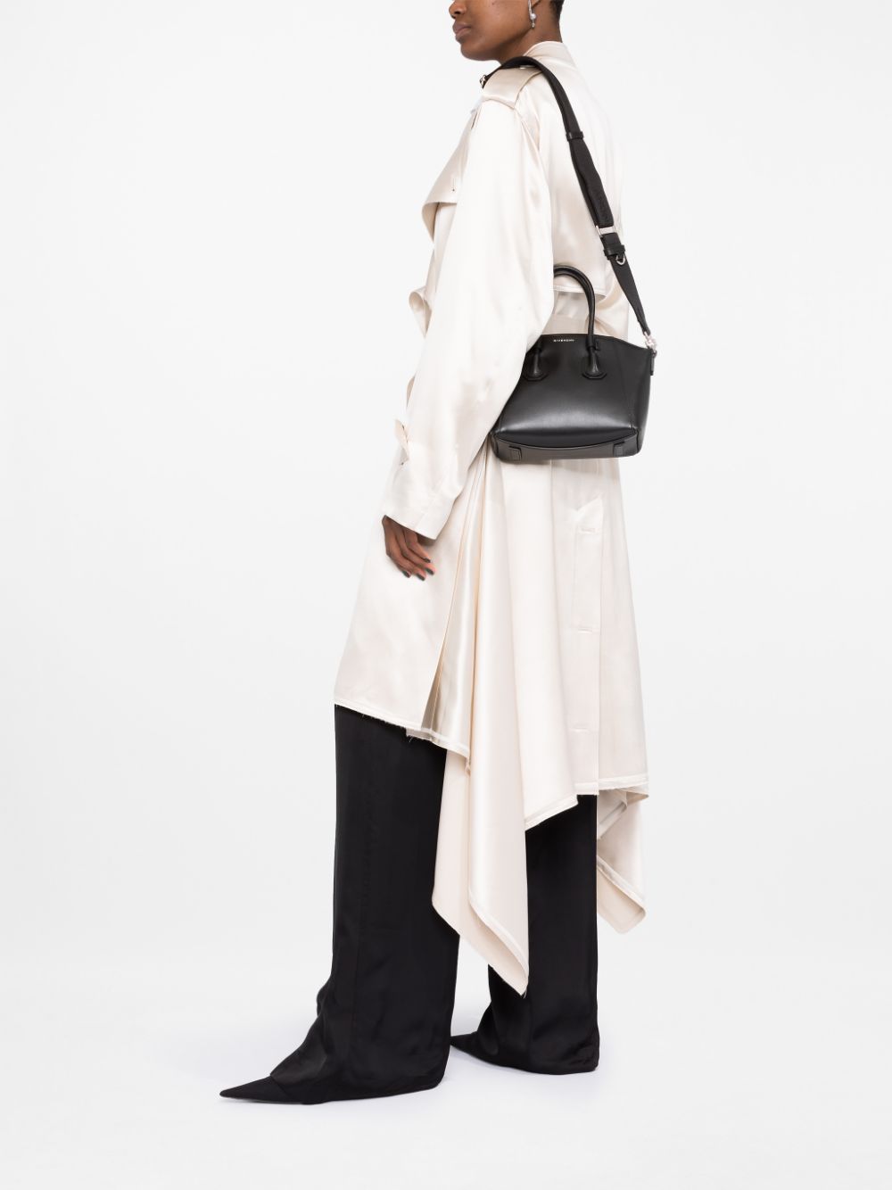 Givenchy Bags.. Black BB50NVB1A4ANTIGONA001 (GIVENCHY / ハンドバッグ・ショルダーバッグ ) | GIVENCHY (ジバンシィ)(7)