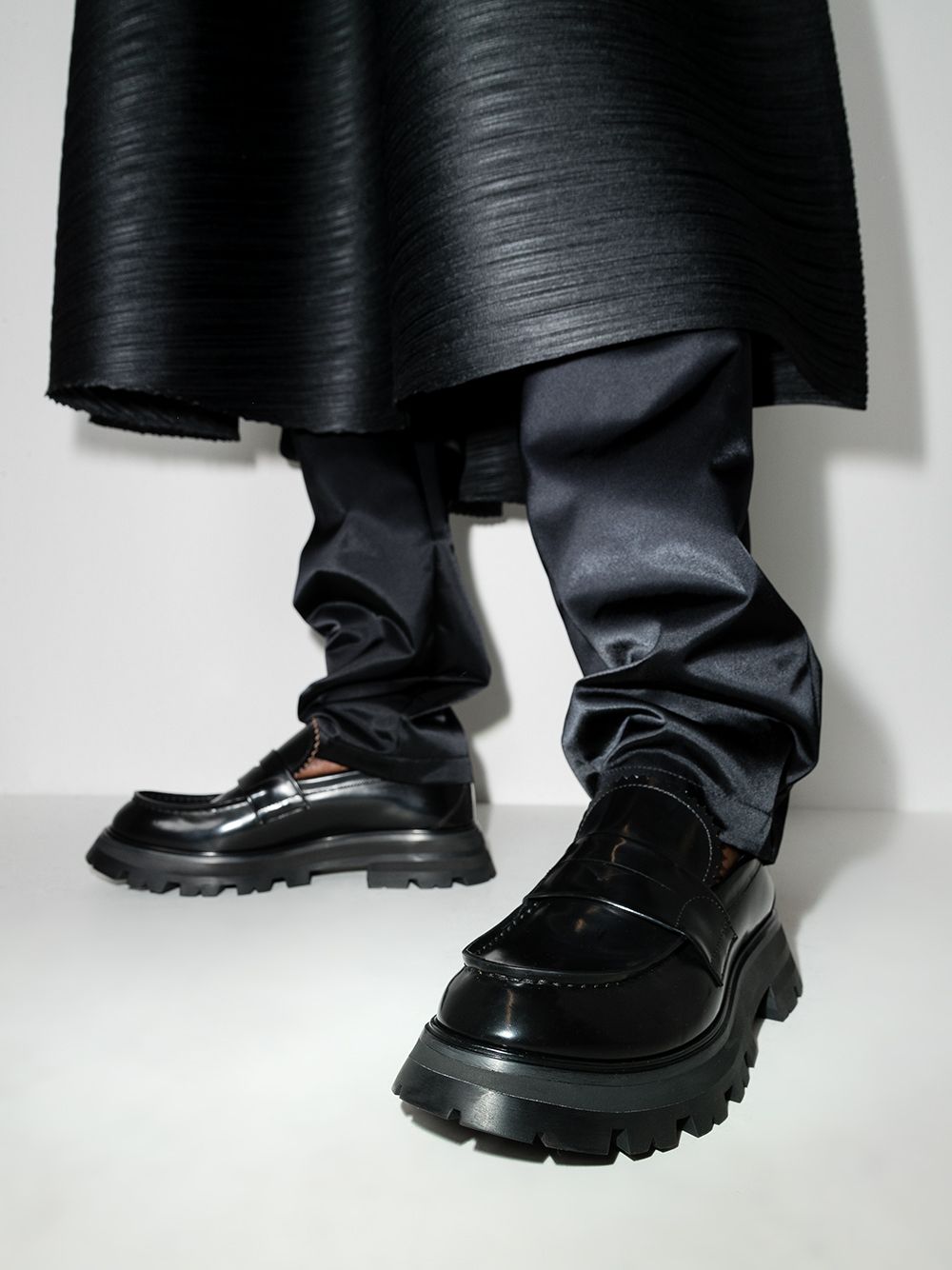 Alexander McQueen Flat shoes Black 666328WHZ801000 (Alexander McQUEEN / ローファー ) | Alexander McQUEEN (アレキサンダー・マックイーン)(6)