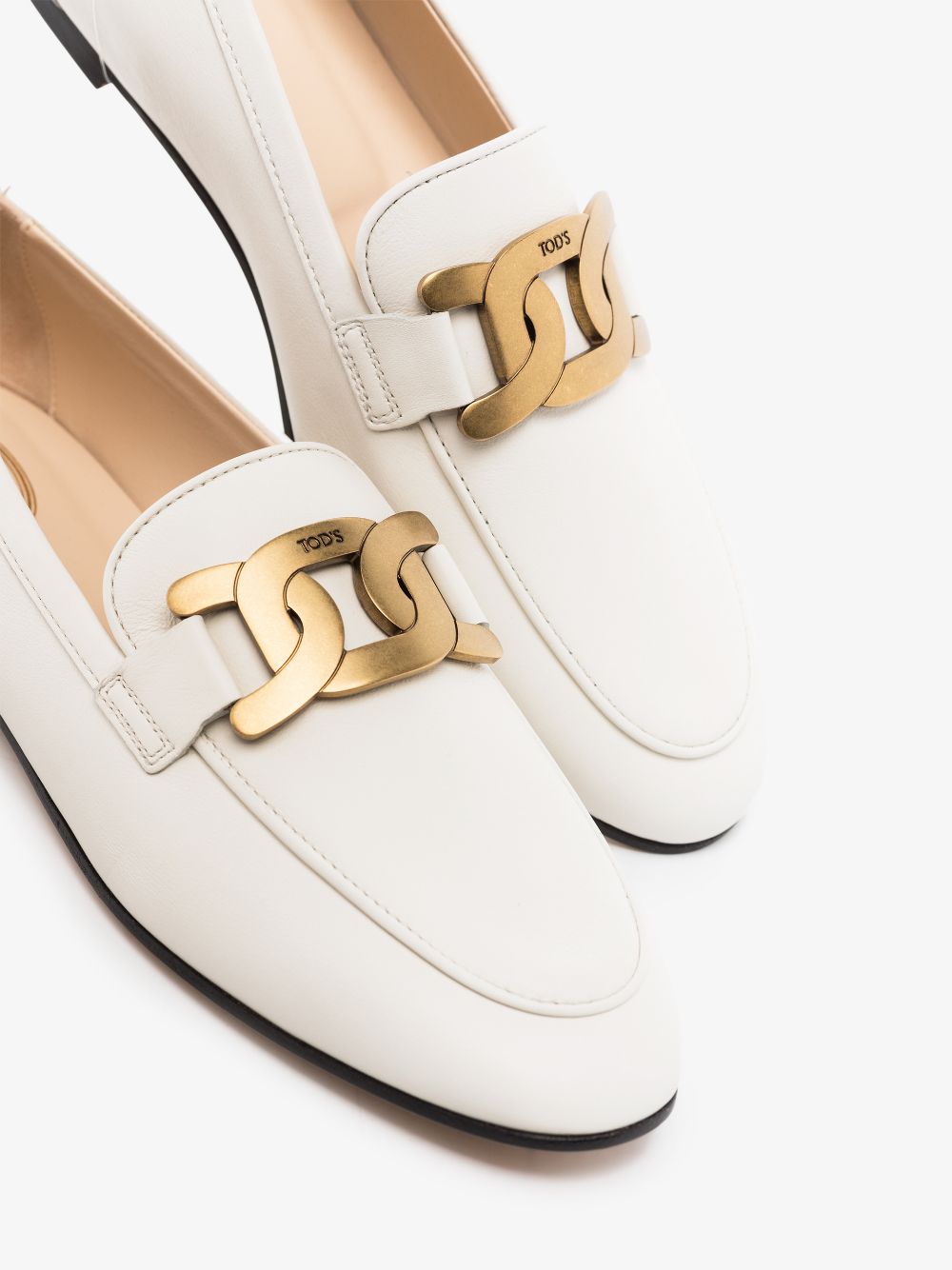 Tod's Flat shoes White XXW79A0DD00MIDB001 (Tod's / ローファー ) | Tod's (トッズ)(1)