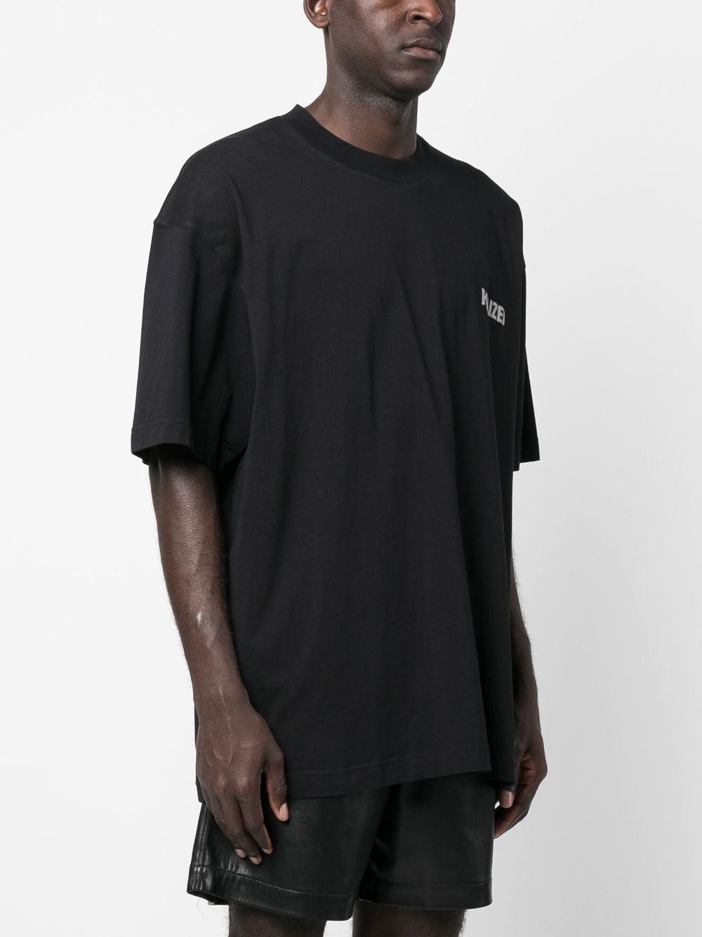Vetements T-shirts and Polos Black UE63TR451BBLACK (VETEMENTS / Tシャツ・カットソー ) | VETEMENTS (ヴェトモン)(2)