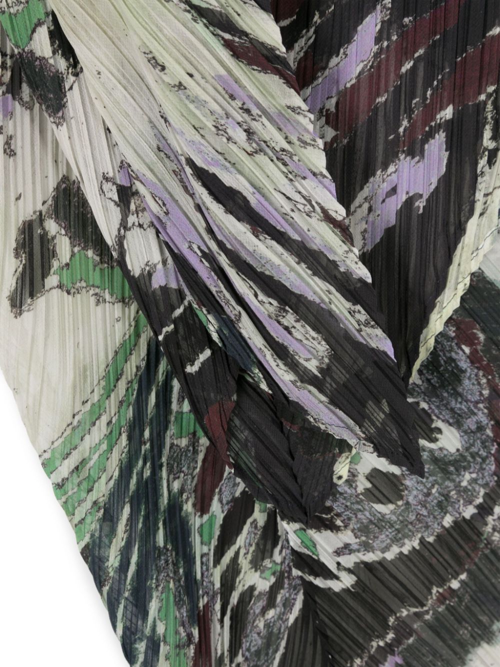 Pleats Please Scarfs Black PP39AD21115 (PLEATS PLEASE ISSEY MIYAKE / スカーフ・マフラー ) | PLEATS PLEASE ISSEY MIYAKE (プリーツ プリーズ イッセイ ミヤケ)(2)