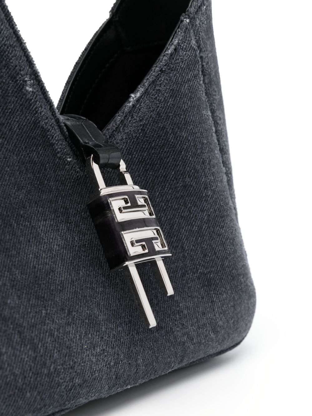 Givenchy Bags.. Black BB50QNB1TBHOBO001 (GIVENCHY / ハンドバッグ・ショルダーバッグ ) | GIVENCHY (ジバンシィ)(2)