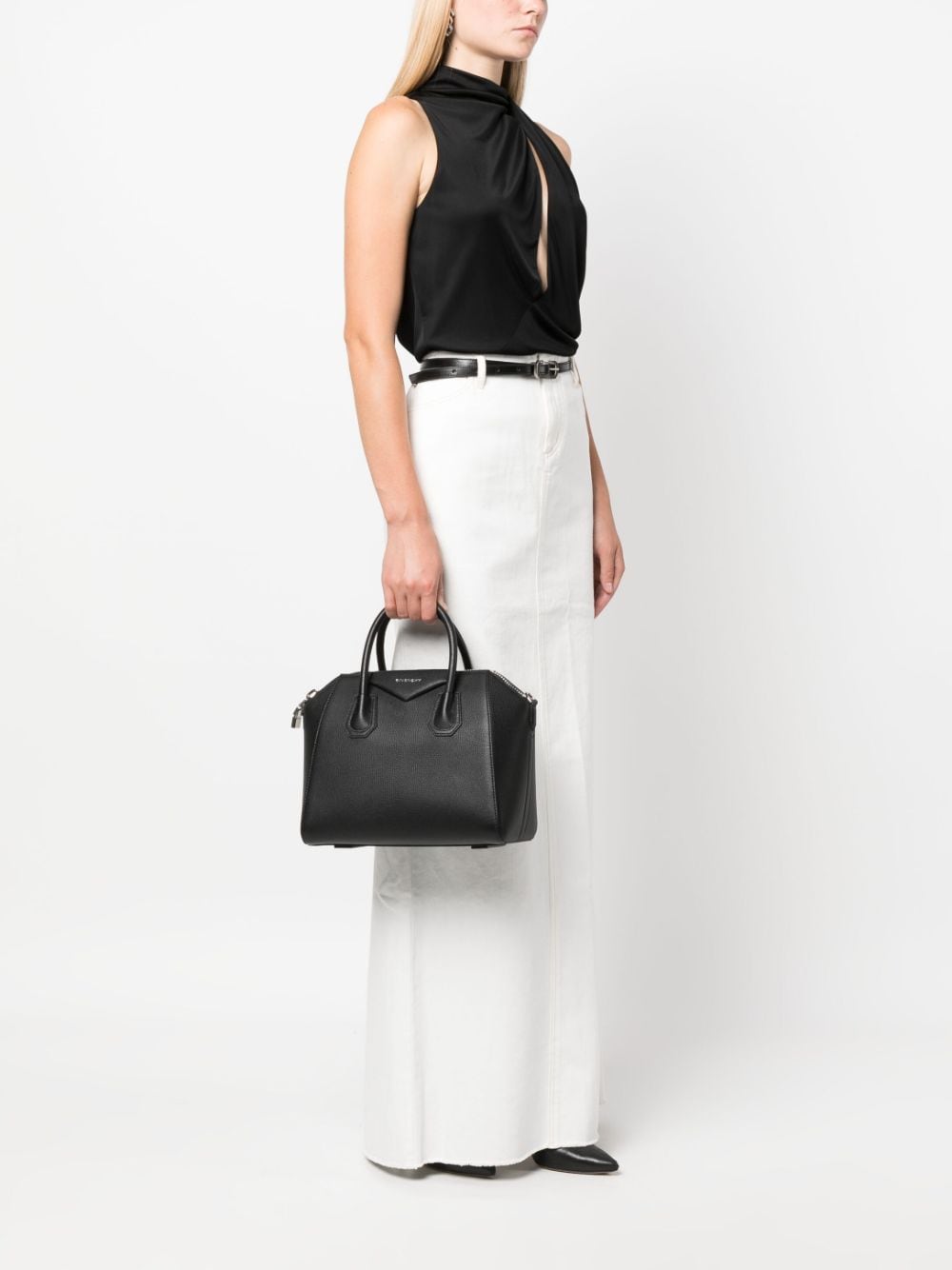 Givenchy Bags.. Black BB50TPB00BANTIGONA001 (GIVENCHY / ハンドバッグ・ショルダーバッグ ) | GIVENCHY (ジバンシィ)(1)