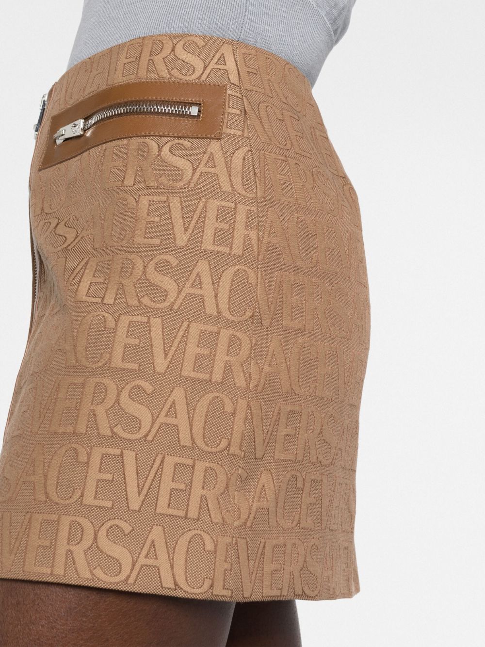 VERSACE LA VACANZA Skirts Beige 10109261A033152N740 (VERSACE / スカート ) | VERSACE (ヴェルサーチェ)(2)