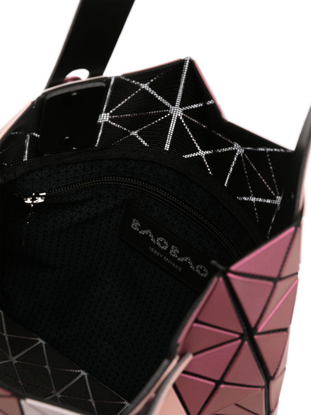 Bao Bao Issey Miyake Bags.. Red BB38AG547PRISM29 (BAO BAO ISSEY MIYAKE / トートバッグ ) | BAO BAO ISSEY MIYAKE (バオバオイッセイミヤケ)(1)