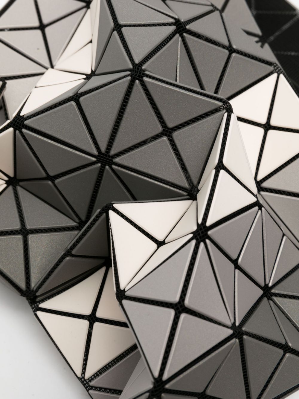 Bao Bao Issey Miyake Bags.. Grey BB38AG547PRISM18 (BAO BAO ISSEY MIYAKE / トートバッグ ) | BAO BAO ISSEY MIYAKE (バオバオイッセイミヤケ)(3)