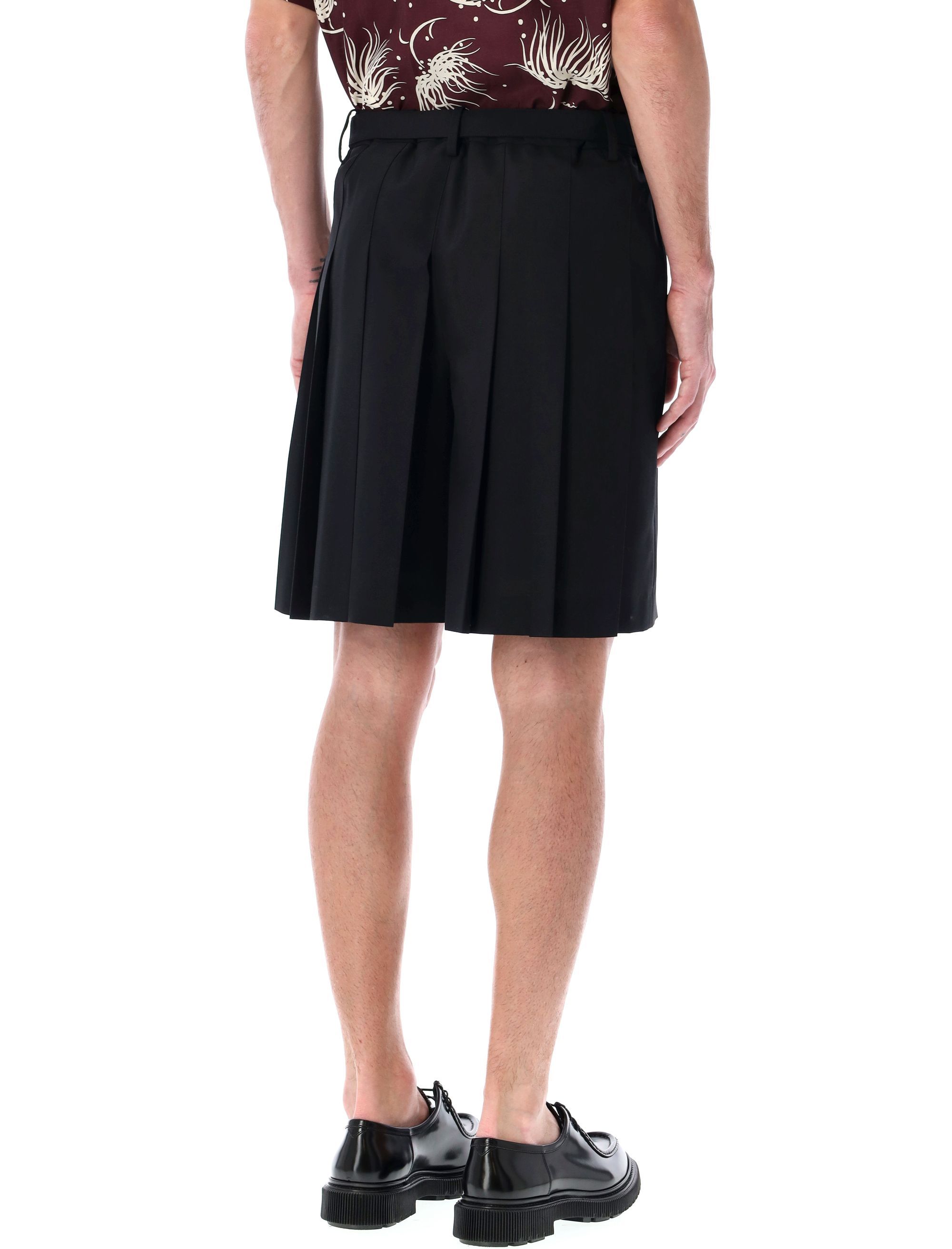 Sacai Shorts Black 2503589M001 (sacai / ショートパンツ ) | sacai (サカイ)(1)