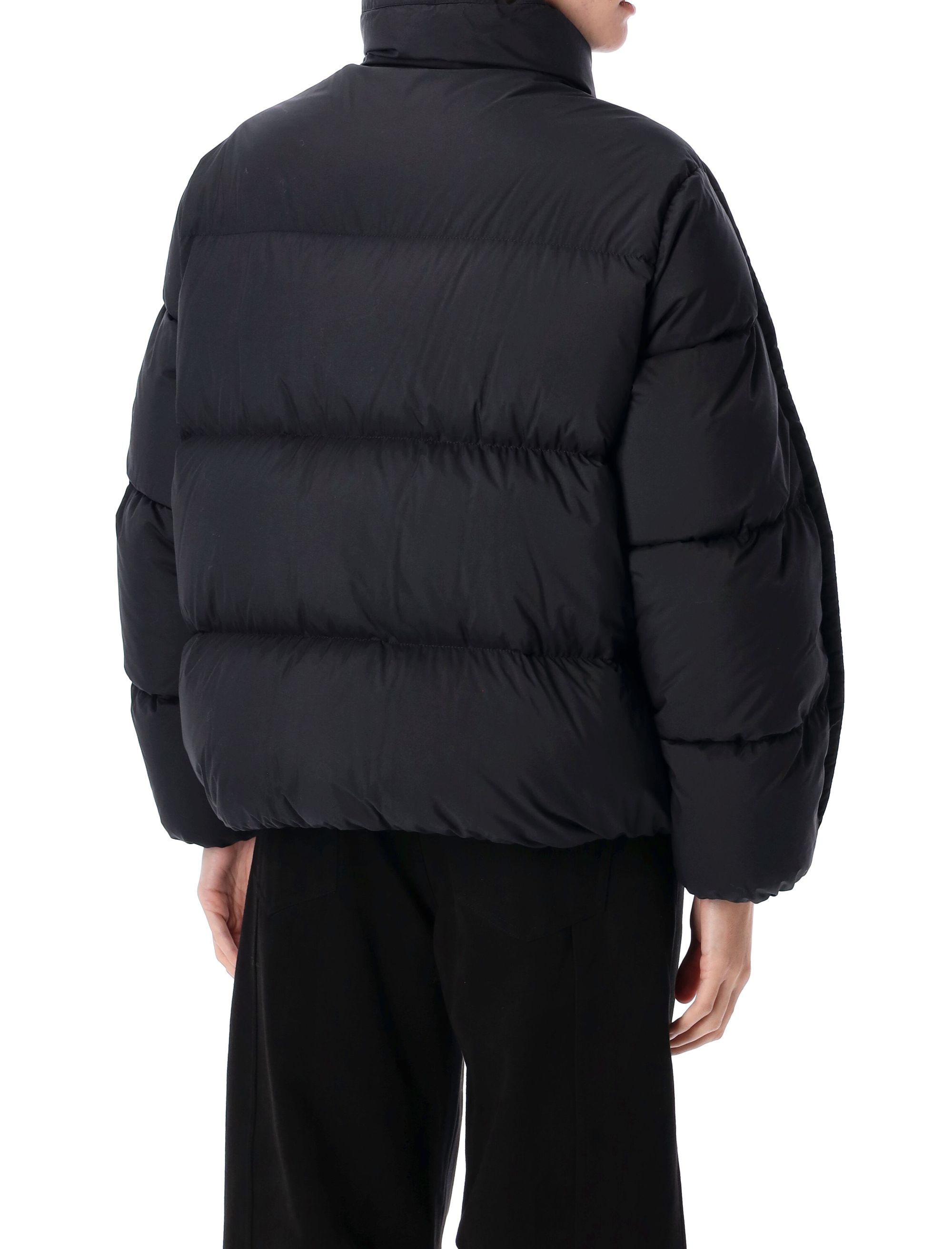 MONCLER WILLOW SMITH Coats Black 1A00011M5093999 (Moncler Genius / カジュアルジャケット ) | Moncler Genius (モンクレール ジーニアス)(1)