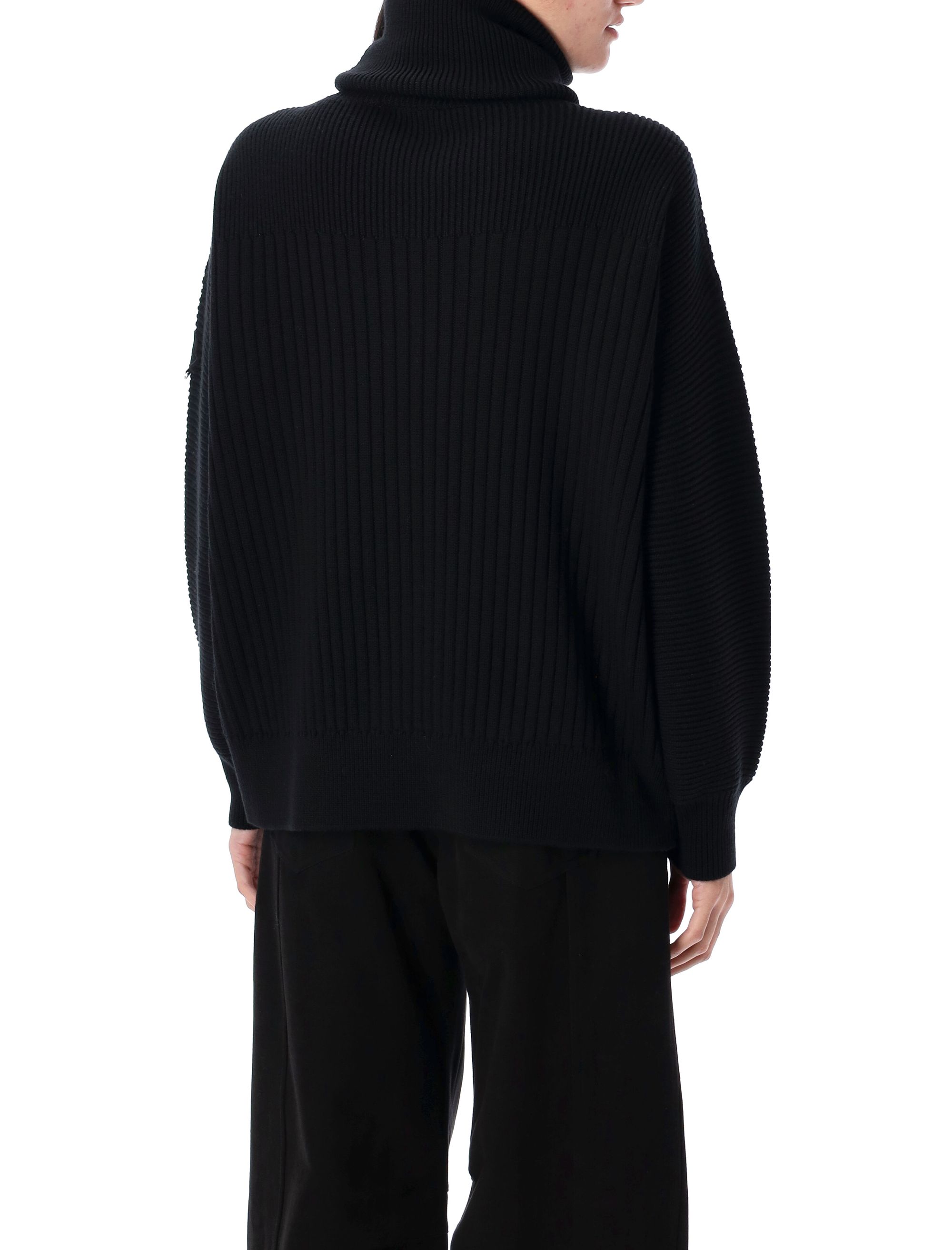 MONCLER WILLOW SMITH Sweaters Black 9F00003M1131999 (Moncler Genius / ニット・セーター・カーディガン ) | Moncler Genius (モンクレール ジーニアス)(1)