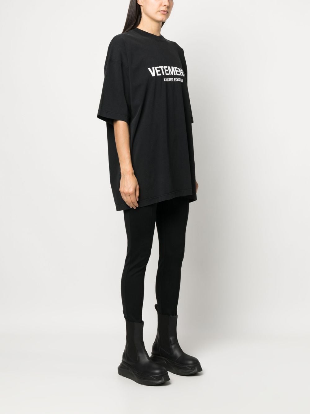 Vetements T-shirts and Polos Black UE54TR170BDBLACK (VETEMENTS / Tシャツ・カットソー ) | VETEMENTS (ヴェトモン)(4)