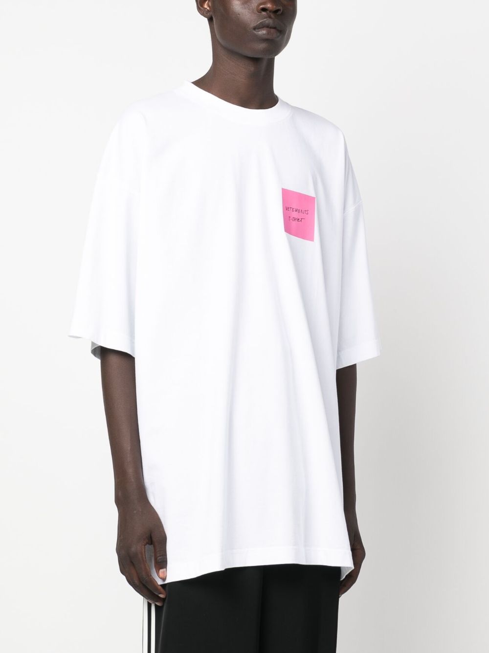 Vetements T-shirts and Polos White UE54TR290WWHITE (VETEMENTS / Tシャツ・カットソー ) | VETEMENTS (ヴェトモン)(4)