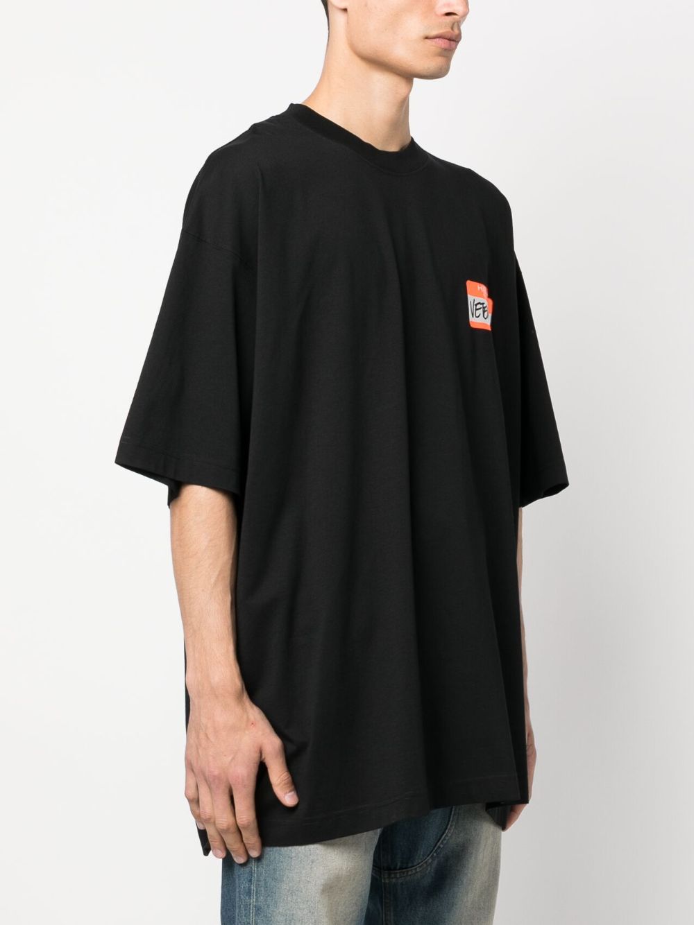 Vetements T-shirts and Polos Black UE54TR240BBLACK (VETEMENTS / Tシャツ・カットソー ) | VETEMENTS (ヴェトモン)(2)