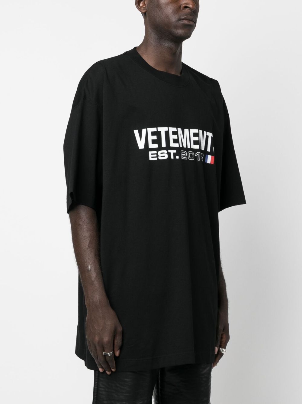 Vetements T-shirts and Polos Black UE54TR100BDBLACK (VETEMENTS / Tシャツ・カットソー ) | VETEMENTS (ヴェトモン)(1)