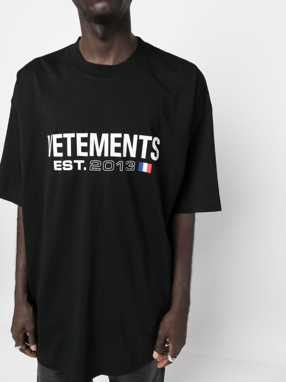Vetements T-shirts and Polos Black UE54TR100BDBLACK (VETEMENTS / Tシャツ・カットソー ) | VETEMENTS (ヴェトモン)(4)