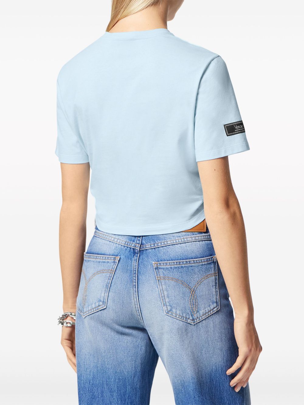Versace T-shirts and Polos LIGHT BLUE 10142761A091202UQ80 (VERSACE / Tシャツ・カットソー ) | VERSACE (ヴェルサーチェ)(2)