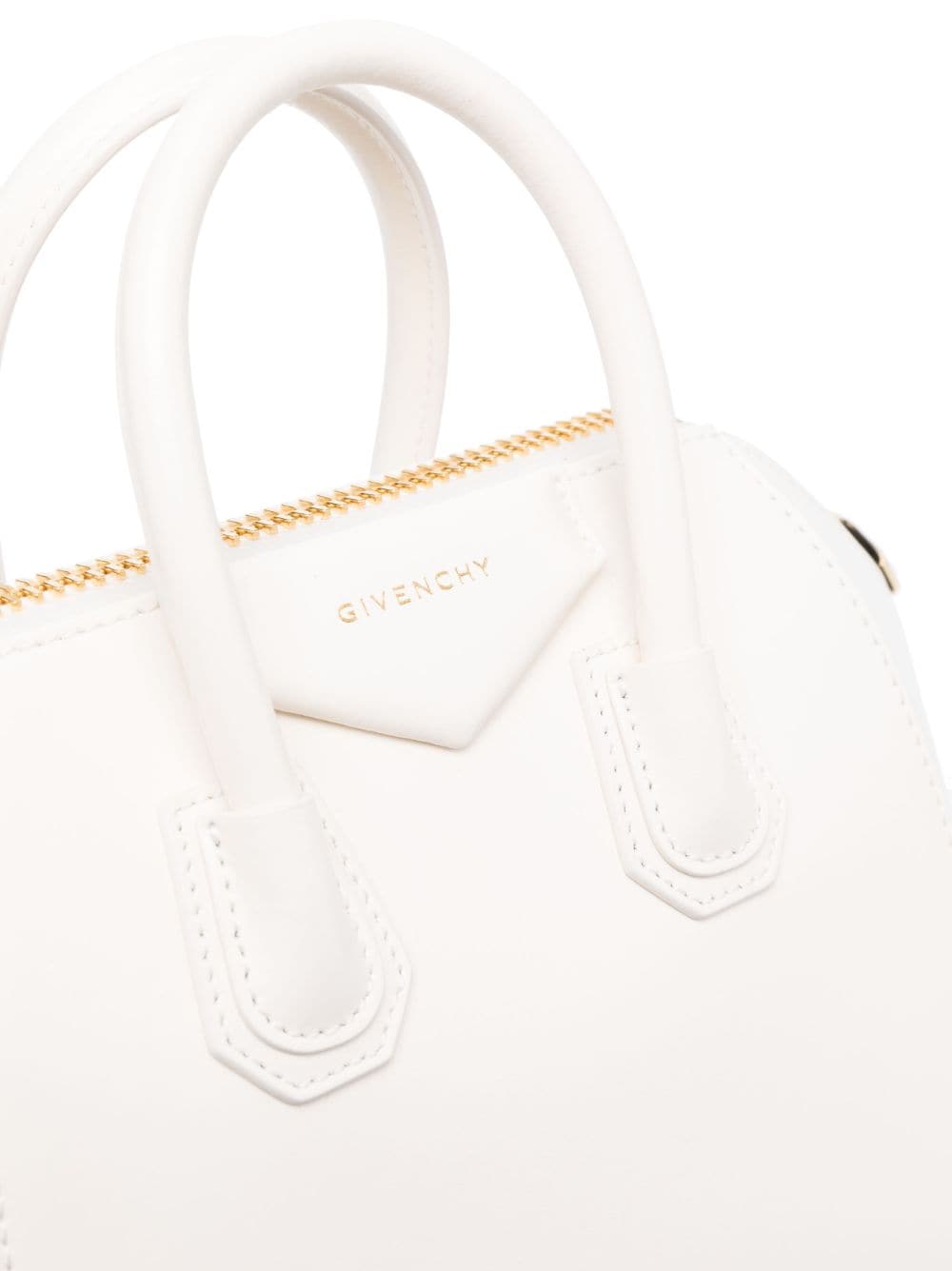 Givenchy Bags.. White BB50TNB13AANTIGONA105 (GIVENCHY / ハンドバッグ・ショルダーバッグ ) | GIVENCHY (ジバンシィ)(1)