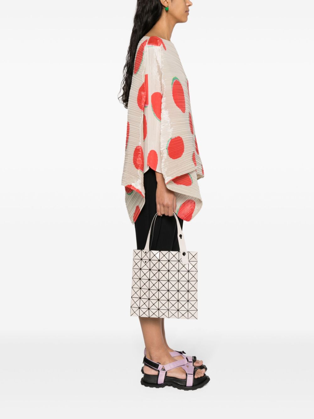 Bao Bao Issey Miyake Bags.. Beige BB46AG04740 (BAO BAO ISSEY MIYAKE / トートバッグ ) | BAO BAO ISSEY MIYAKE (バオバオイッセイミヤケ)(4)