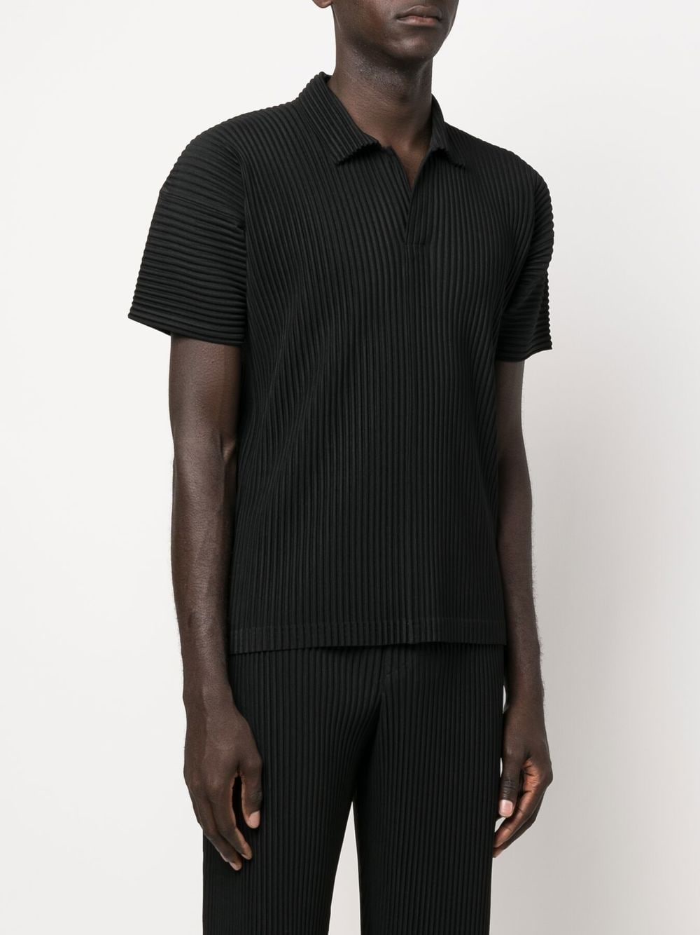 HOMME PLISSE' ISSEY MIYAKE T-shirts and Polos Black HP47JM43015 (HOMME PLISSÉ ISSEY MIYAKE / ポロシャツ ) | HOMME PLISSÉ ISSEY MIYAKE (オムプリッセ イッセイ ミヤケ)(1)