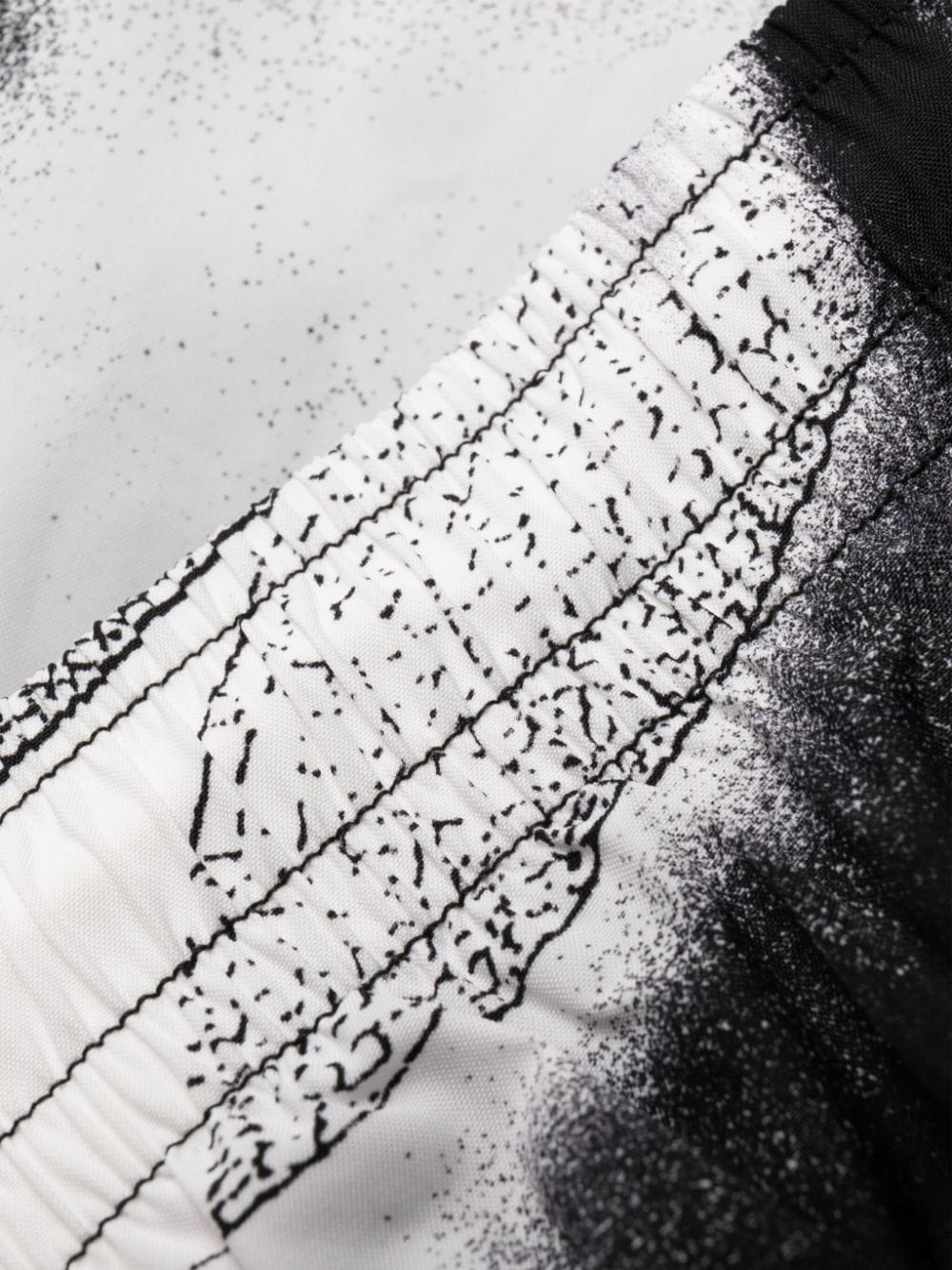 Alexander McQueen Sea clothing Black 7770274419Q1077 (Alexander McQUEEN / スイムウェア ) | Alexander McQUEEN (アレキサンダー・マックイーン)(1)