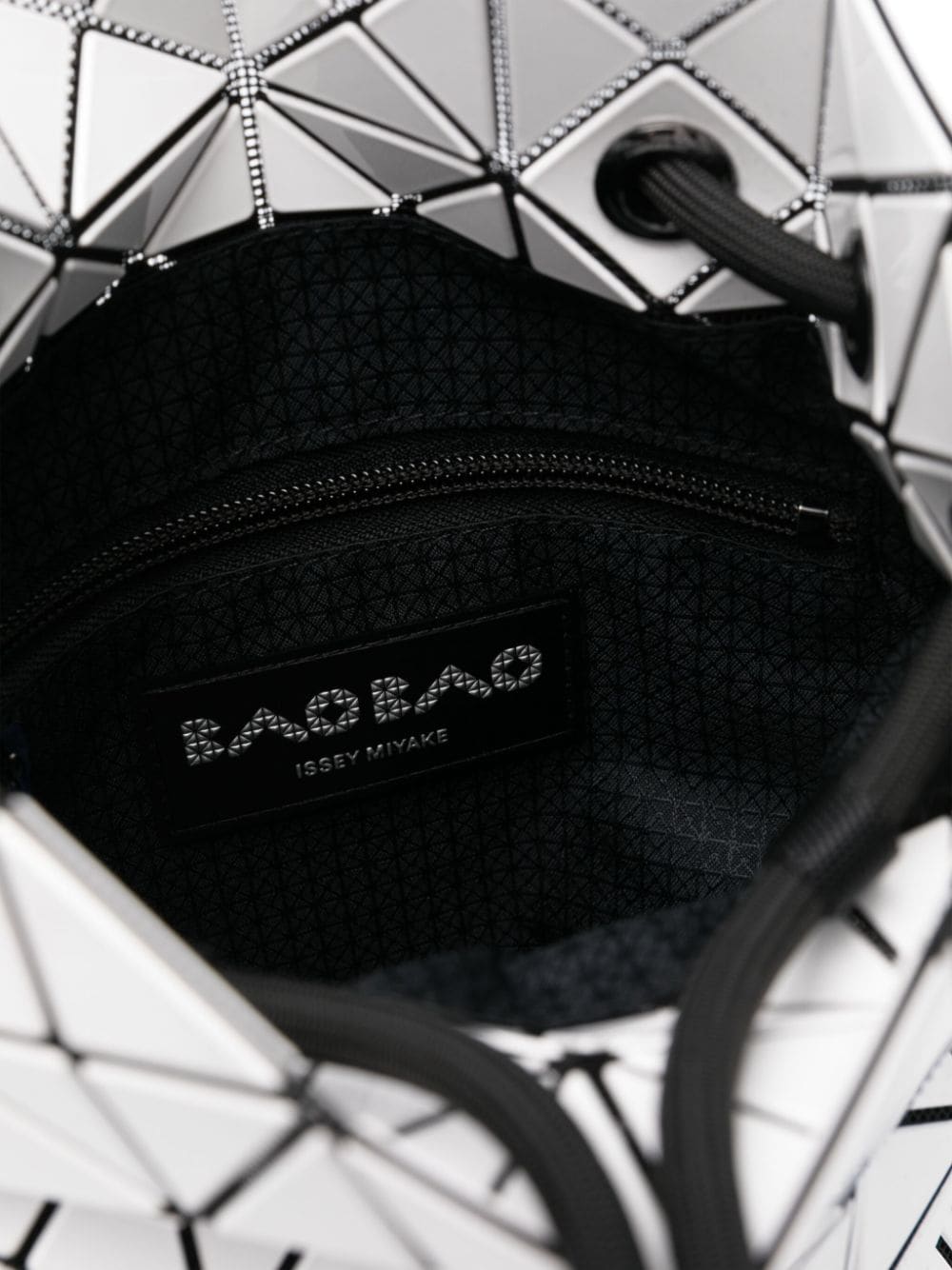 Bao Bao Issey Miyake Bags.. White BB48AG53101 (BAO BAO ISSEY MIYAKE / ハンドバッグ・ショルダーバッグ ) | BAO BAO ISSEY MIYAKE (バオバオイッセイミヤケ)(1)