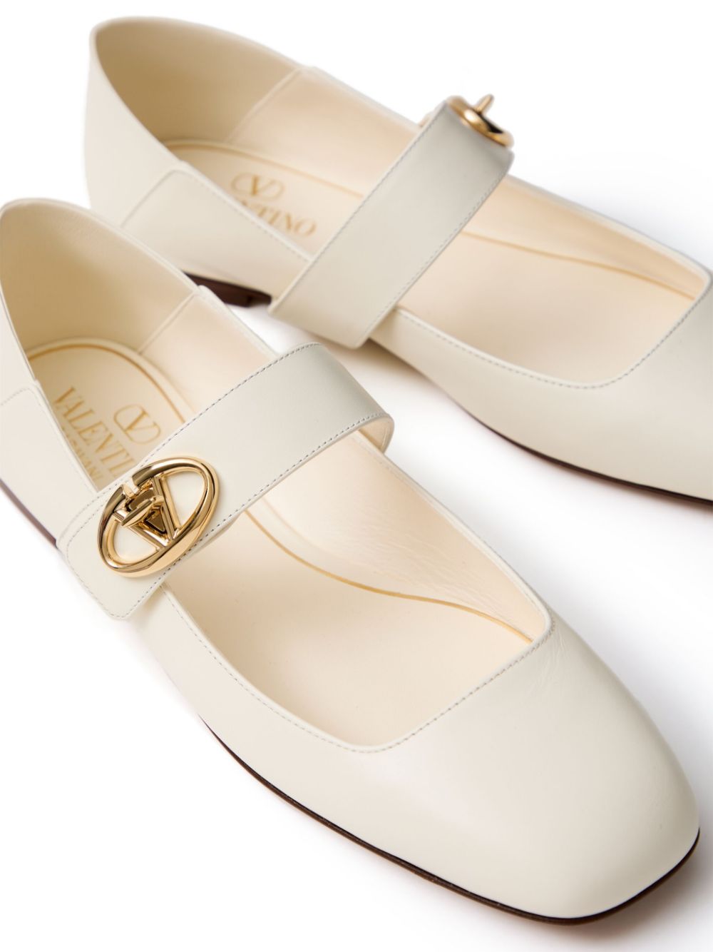 Valentino Garavani Flat shoes White 5W2S0JV2EEY098 (Valentino Garavani / フラットシューズ ) | Valentino Garavani (ヴァレンティノ)(1)