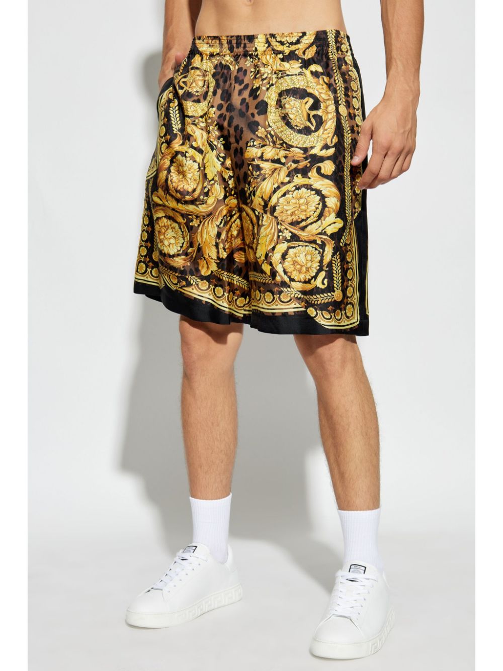 Versace Shorts Golden 10024761A118965N440 (VERSACE / ショートパンツ ) | VERSACE (ヴェルサーチェ)(1)